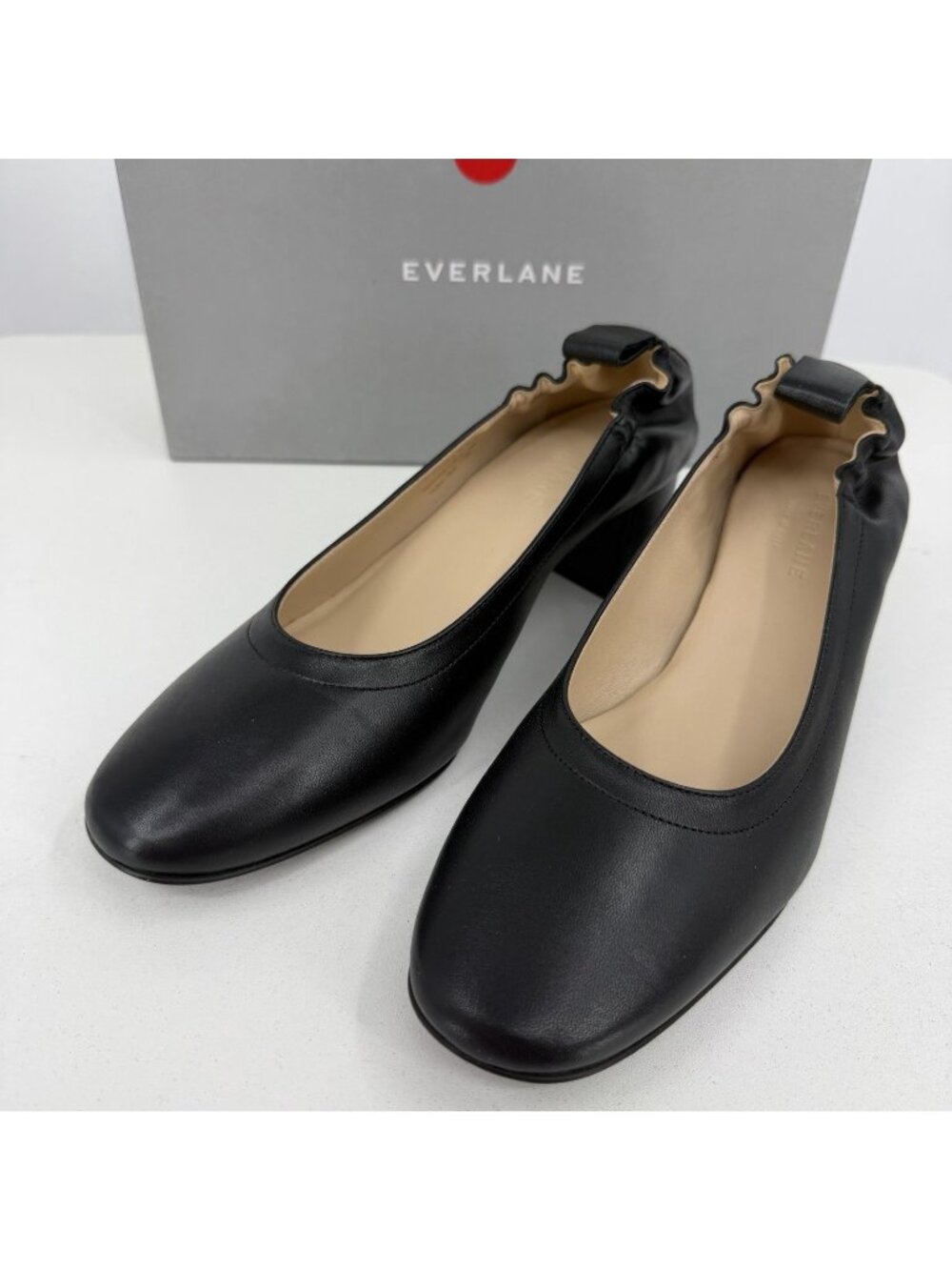 Everlane Italian Leather Day Heel size 7.5 Women's Black Elastic Back Comfort